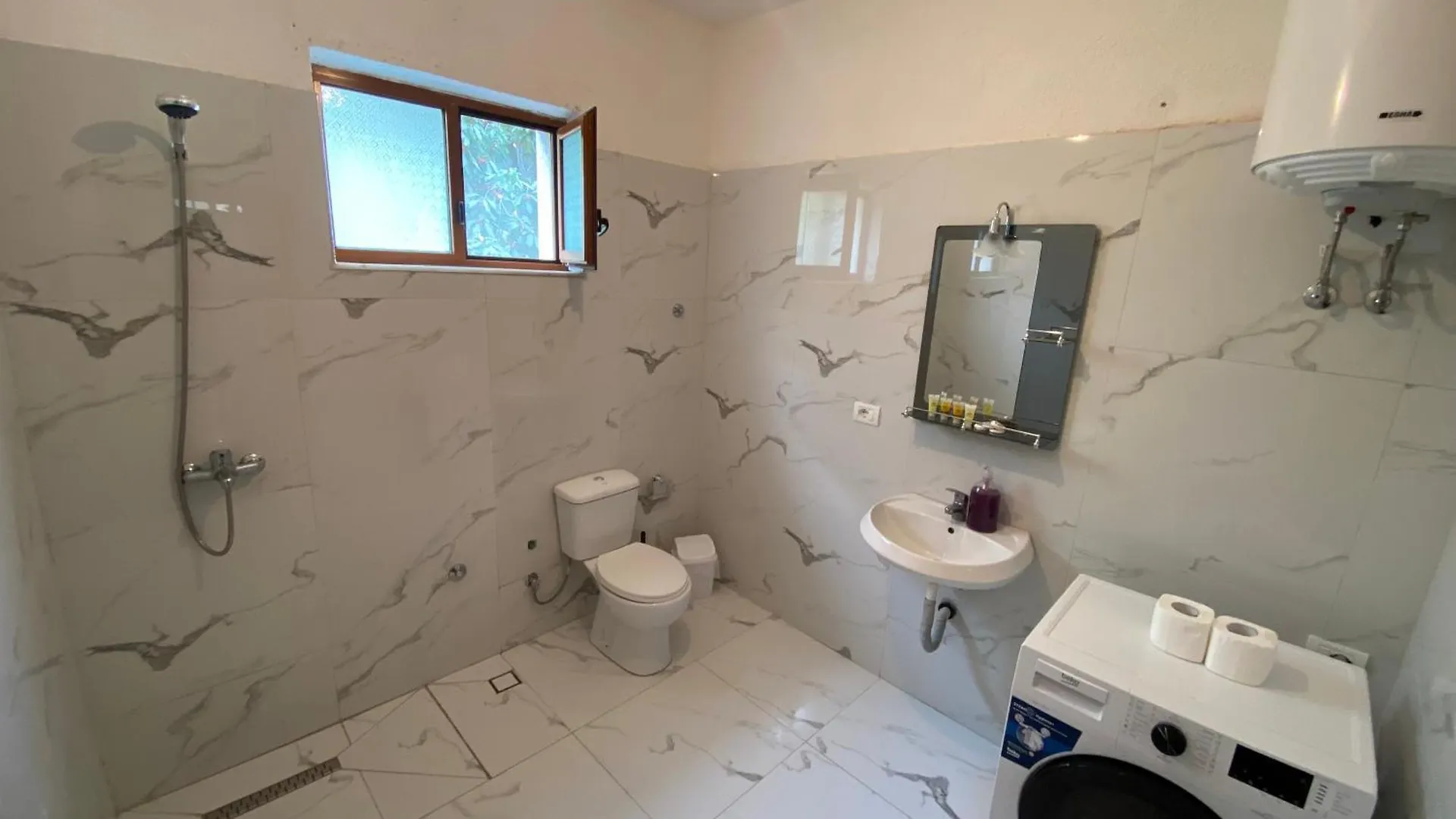 Villa Pogradeci Albania